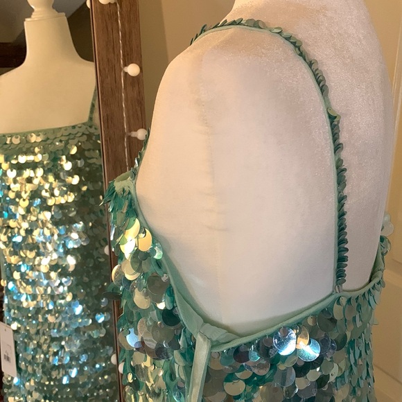 MAC DUGGAL
Slim Strap Paillette Sequin Mini Dress - Picture 10 of 17